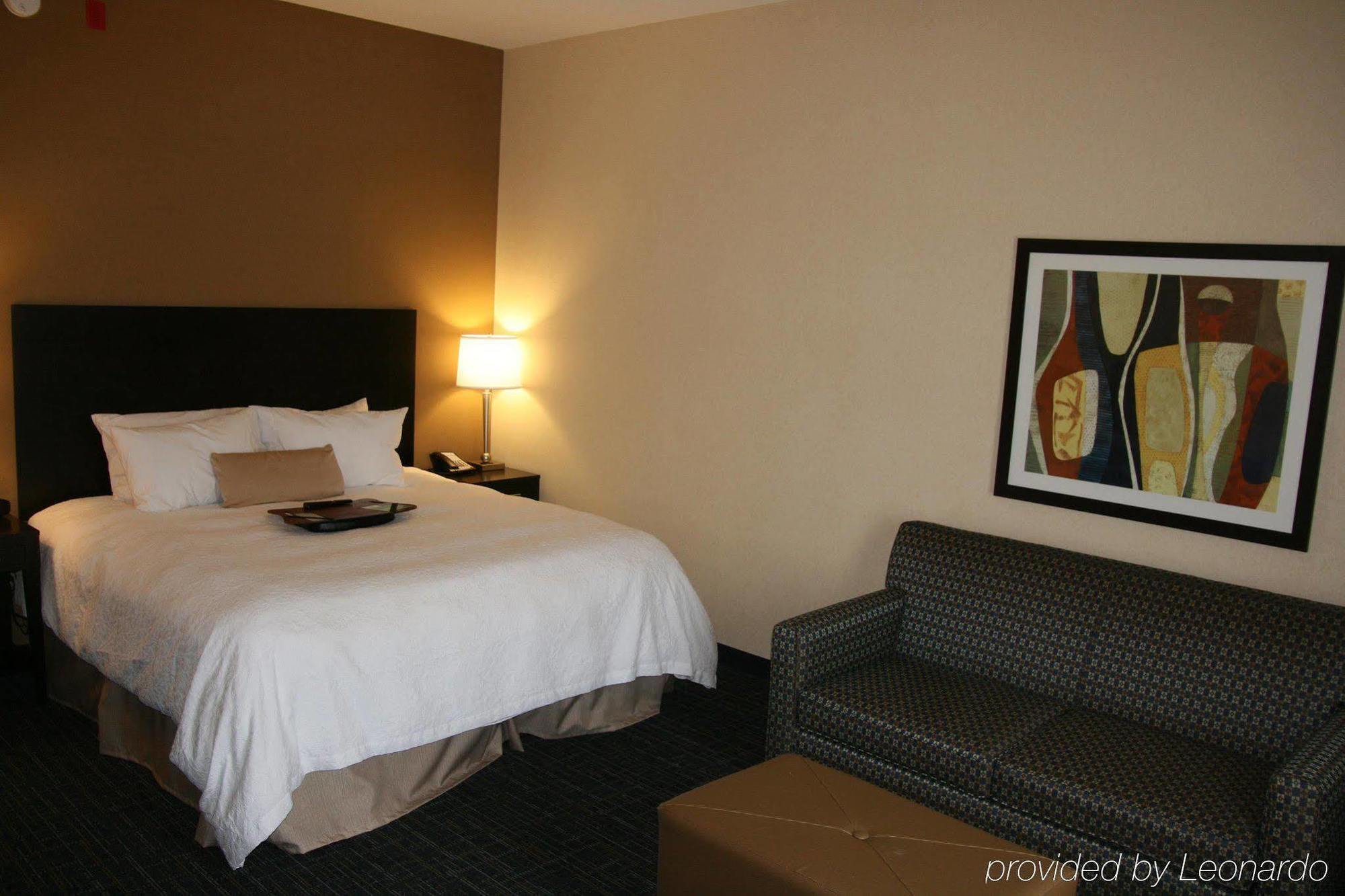 Hampton Inn Winfield Tucker Δωμάτιο φωτογραφία